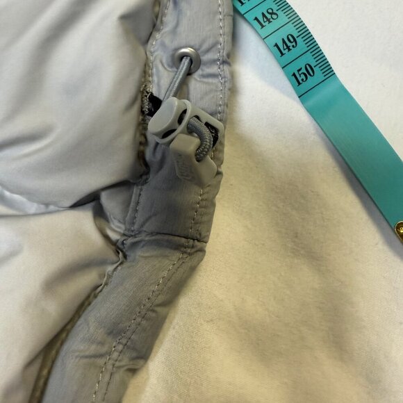 The North Face Women’s Nuptse 700 Vest Medium Gray Down Insulated EUC - Picture 13 of 14